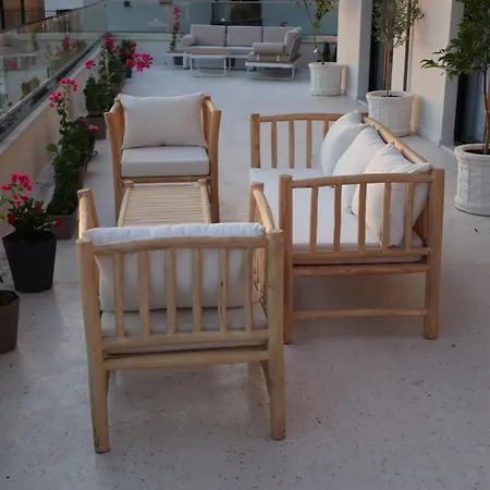 Yves1 Boutique * Sarandë