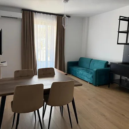 Yves1 Boutique Aparthotel