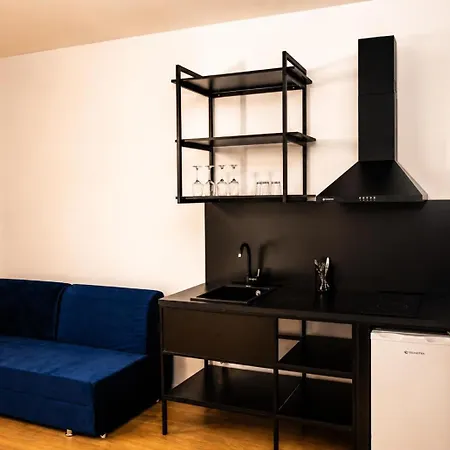 Yves1 Boutique Aparthotel *