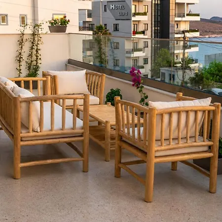 Aparthotel Yves1 Boutique Sarandë